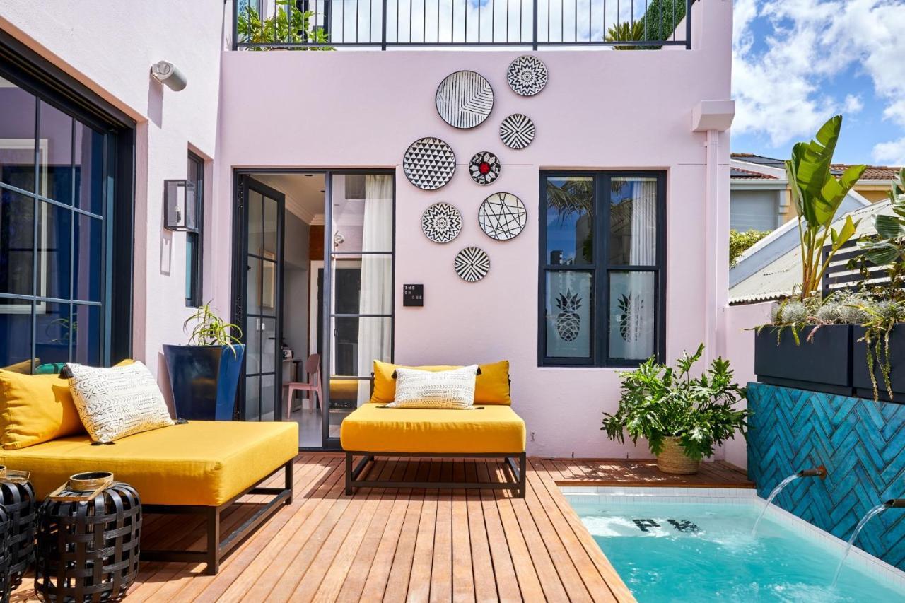 Pineapple House Boutique 3*